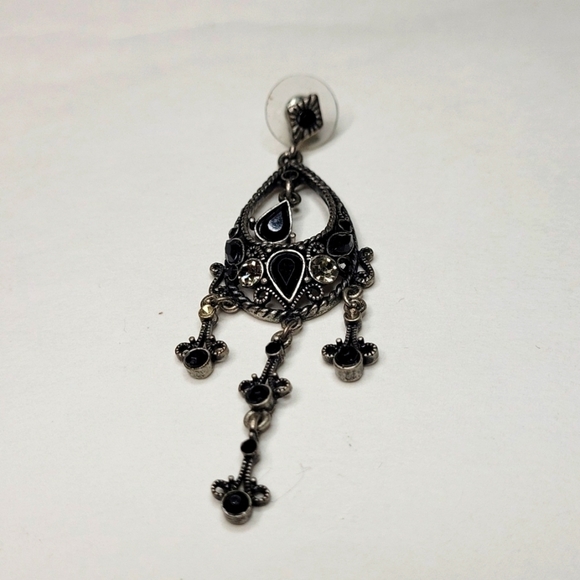 VINTAGE black and grey chandelier dangle crystal earrings. - Picture 3 of 6